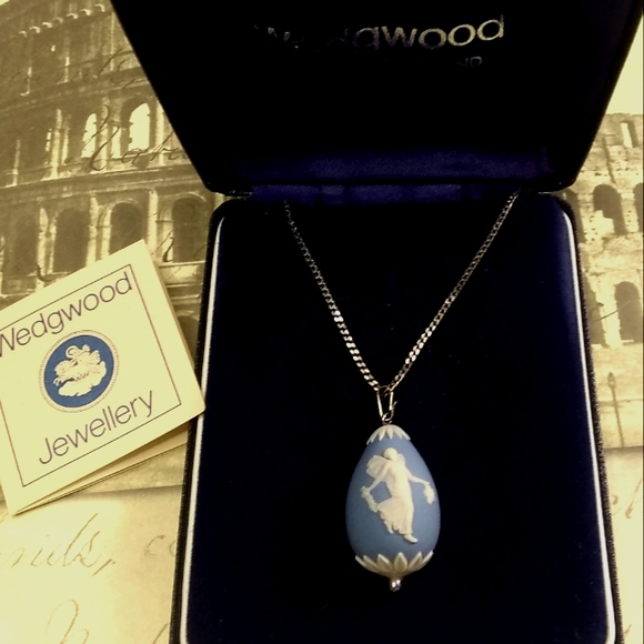 HTF Vintage Wedgwood Jasperware Blue Egg Pendant/ .925 Sterling Silver Chain - Picture 5 of 8